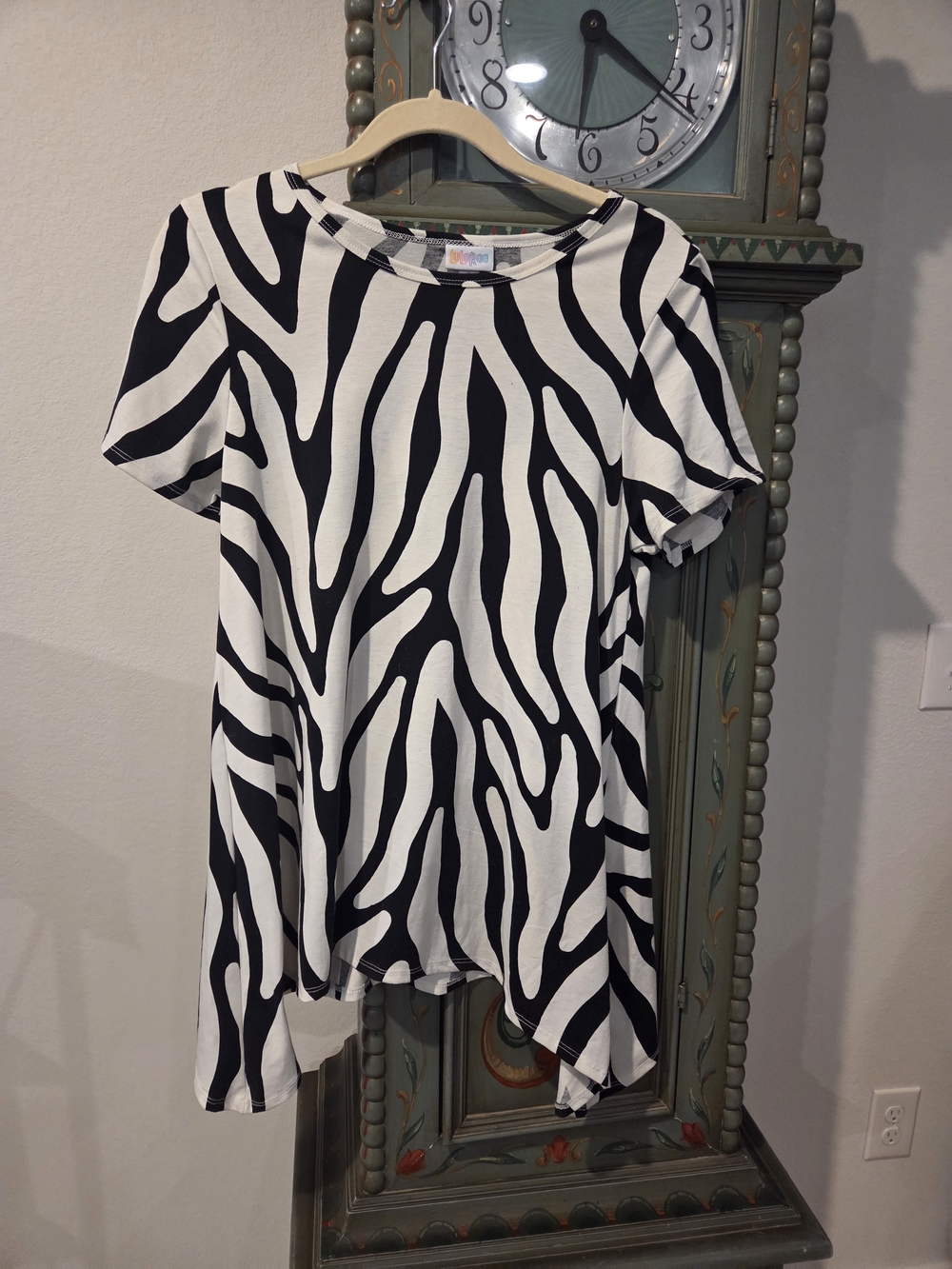 LuLaRoe Black & White Zebra Print Tunic